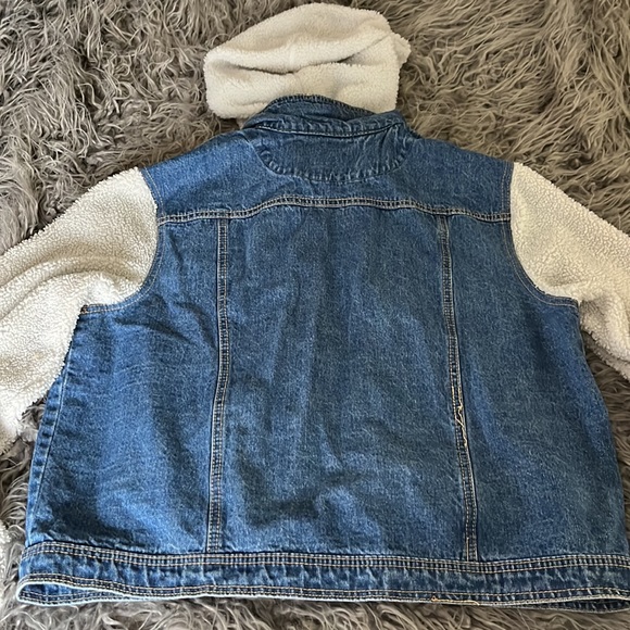 Teddy Sherpa jean jacket XXL white faux fur blue denim button front coat boxyfit - Picture 8 of 10